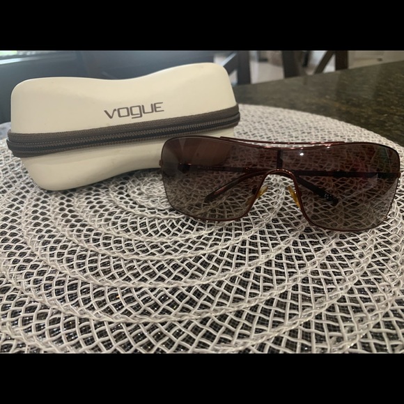 Vogue Sunglasses - Picture 2 of 5